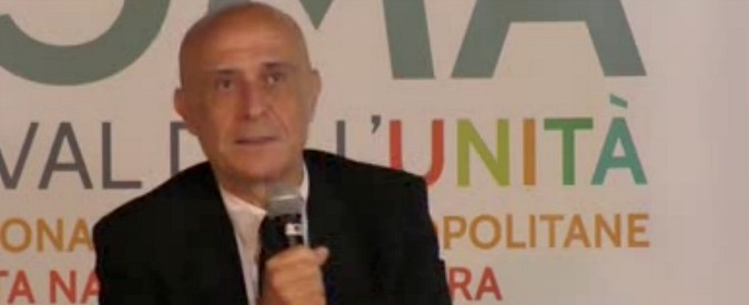 Copertina di Ius soli, Minniti: “Alfano si tira indietro? Possibile trovare maggioranze diverse, non di governo”