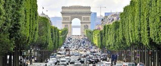 Copertina di Francia, il governo pensa a incentivi auto per le famiglie con reddito basso