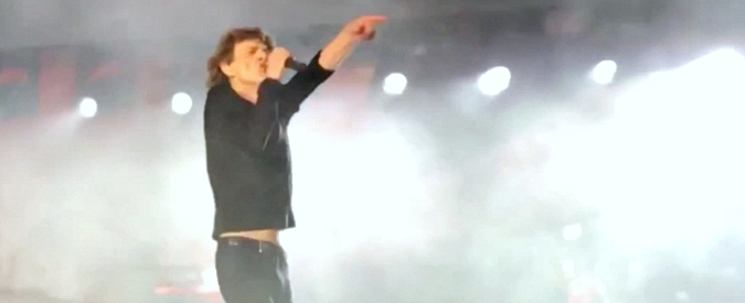 Copertina di Rolling Stones a Lucca, un assaggio dello spettacolo nei video de fans. E Mick Jagger saluta in italiano