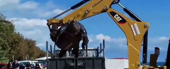 Copertina di Spagna, l’incredibile ritrovamento sulla costa Calella. Il gigante mai visto nel Mediterraneo