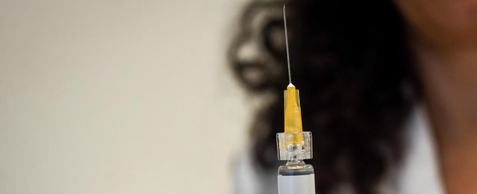 Vaccini, garante privacy: “Scuole potranno inviare elenchi iscritti alle Asl”. Via libera all’autocertificazione