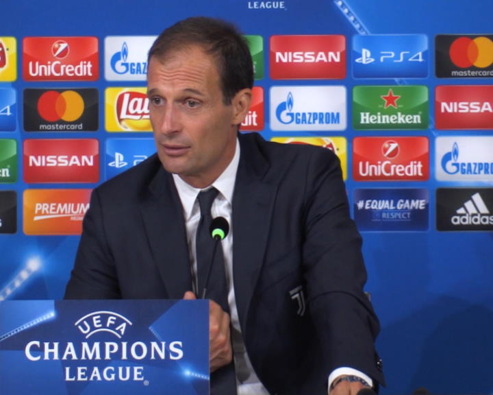 Copertina di Champions League, Juventus – Sporting 2 a 1. Allegri: “Conta il risultato. Critiche? Mi diverto”