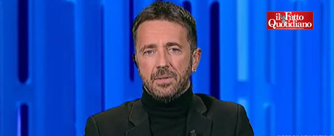 Copertina di Renzi a Paestum, Scanzi: “Queste cose le ho viste fare solo a Cetto La Qualunque”