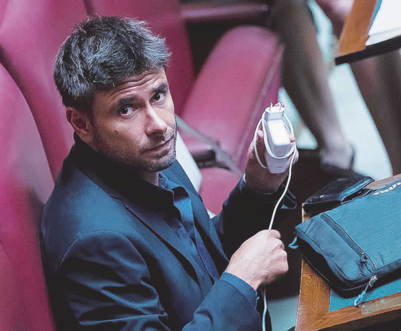 Barricate - Alessandro Di Battista, uno dei leader del M5s, promette battaglia sulla legge elettorale - Ansa “Faremo qualsiasi cosa contro questa legge. Il Quirinale deve capire che è una porcata”