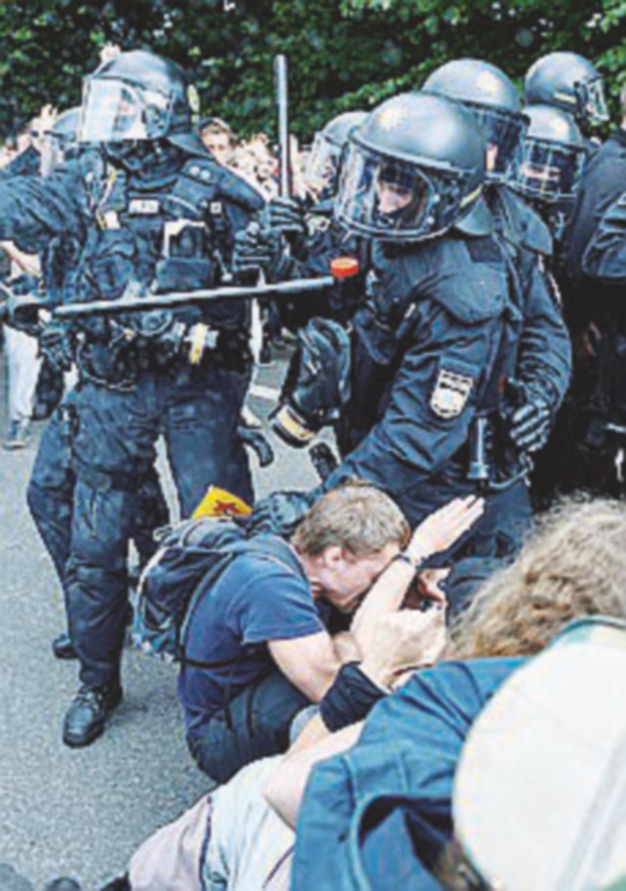 Appello per gli italiani reclusi in Germania dal G20 dell’8 luglio