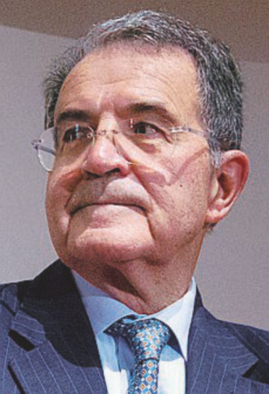 Prodi non va alla festa per i 10 anni del Pd: è polemica sull’invito