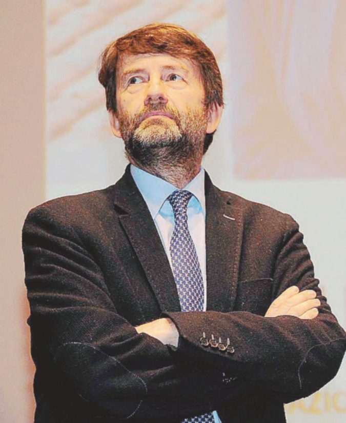 Lo spauracchio di chiudere bottega di Franceschini Lo spauracchio di chiudere bottega di Franceschini