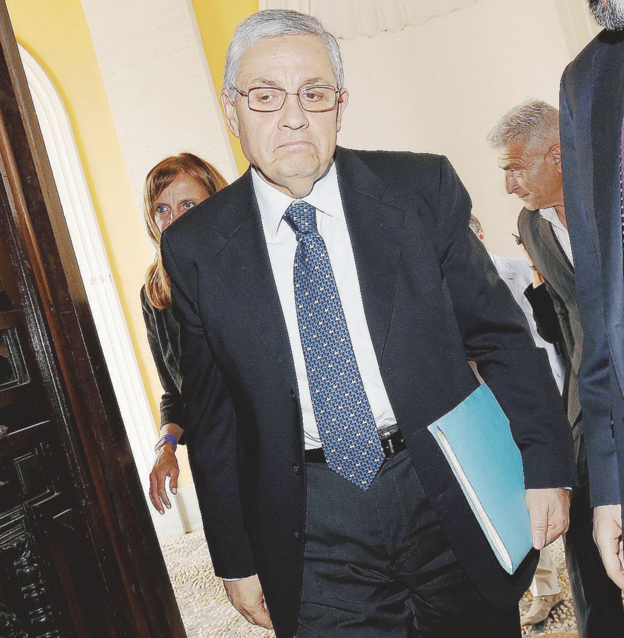 Copertina di Roma, i casi Raggi e Consip dietro la “stretta” sugli indagati