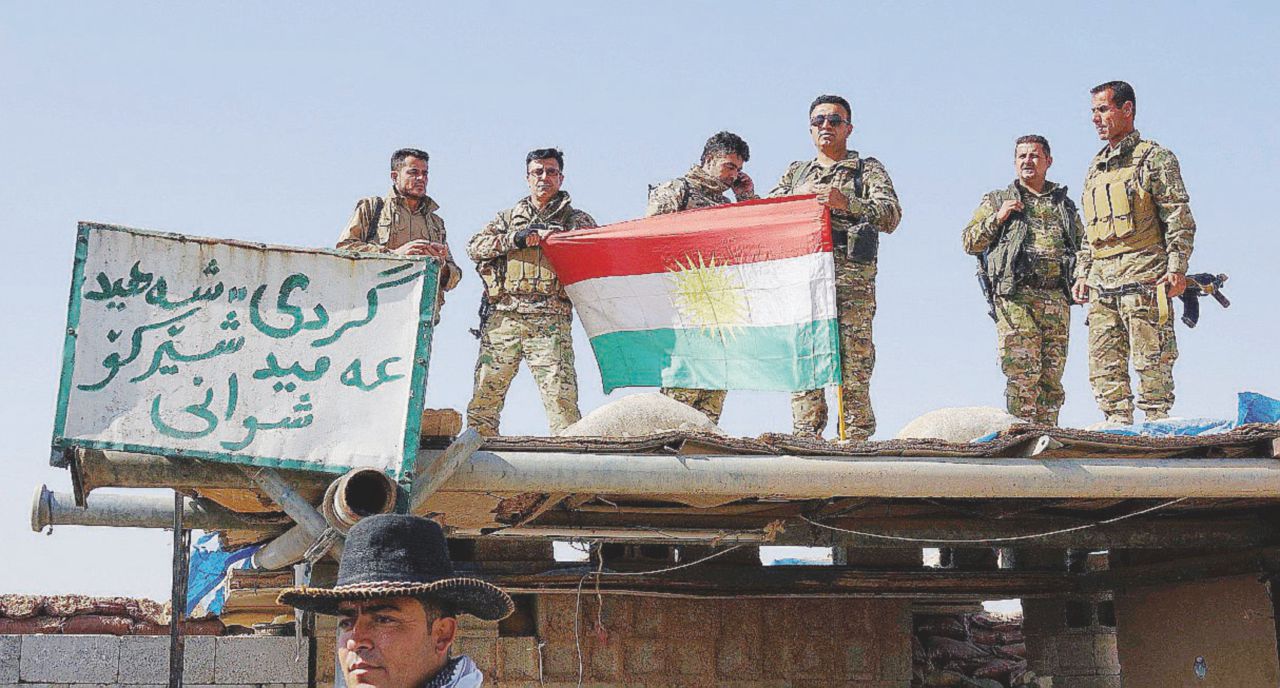 Copertina di Il curdo utile è quello che muore