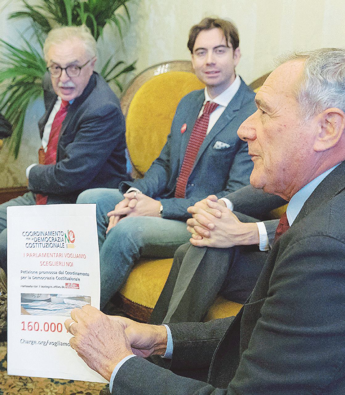 Basta con i nominati: 160.000 firme in Senato