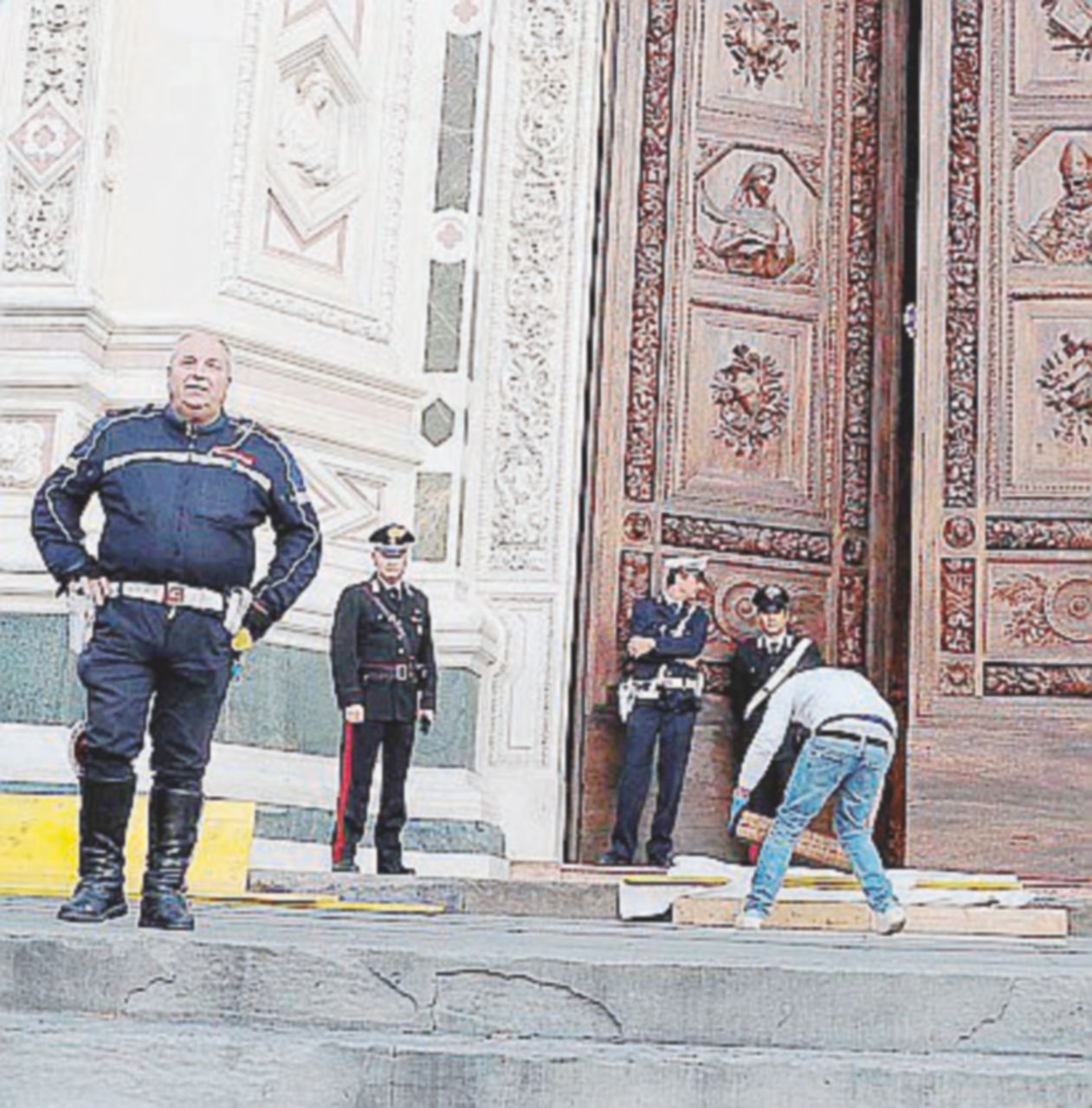 Santa Croce spia del degrado