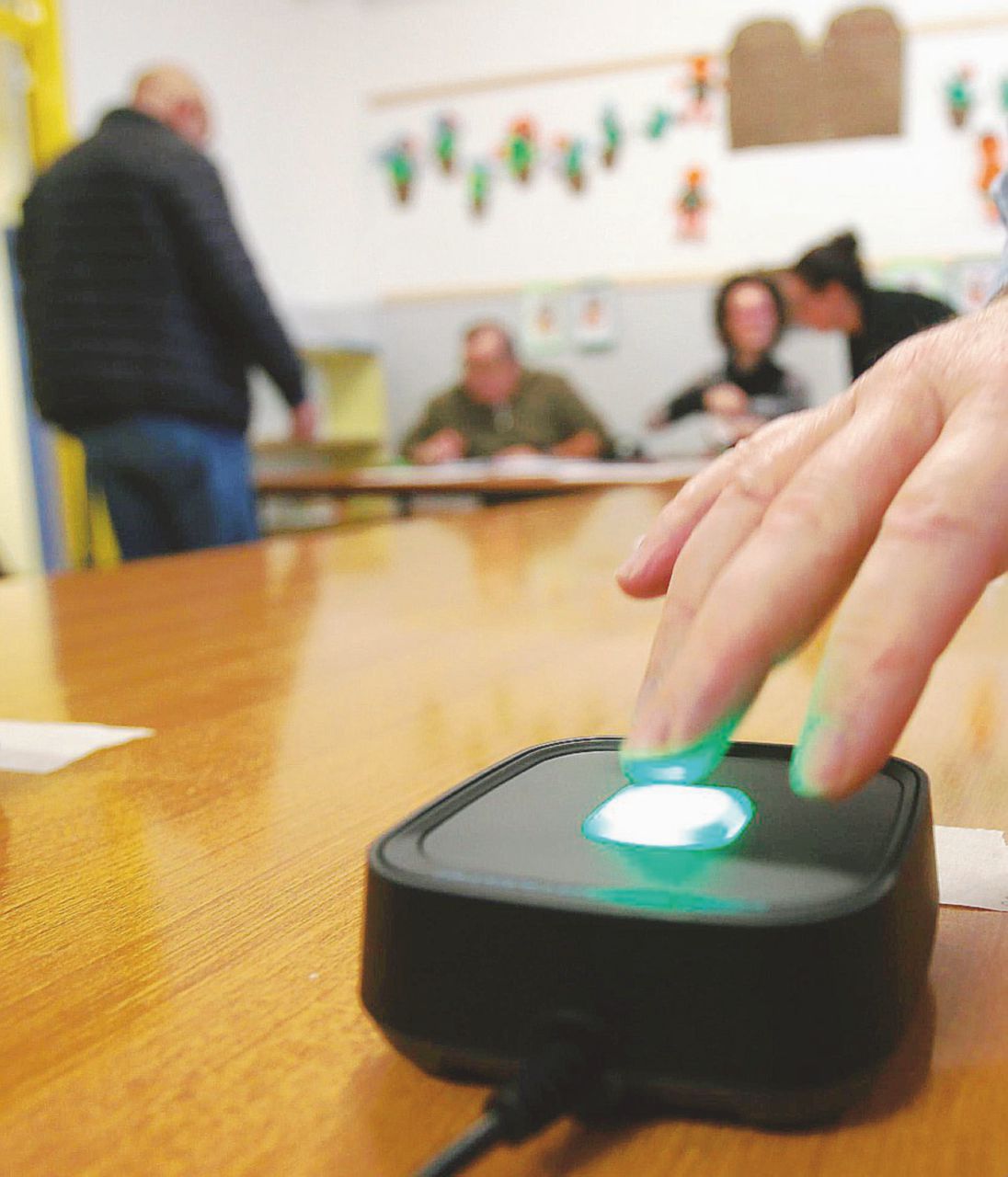 Caos e cifre sballate: perché il voto digitale ha fatto flop