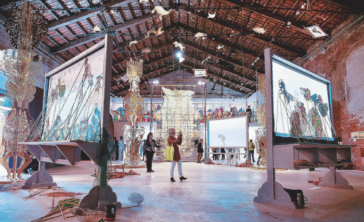 La Biennale e altri mostri “marci fino al midollo”