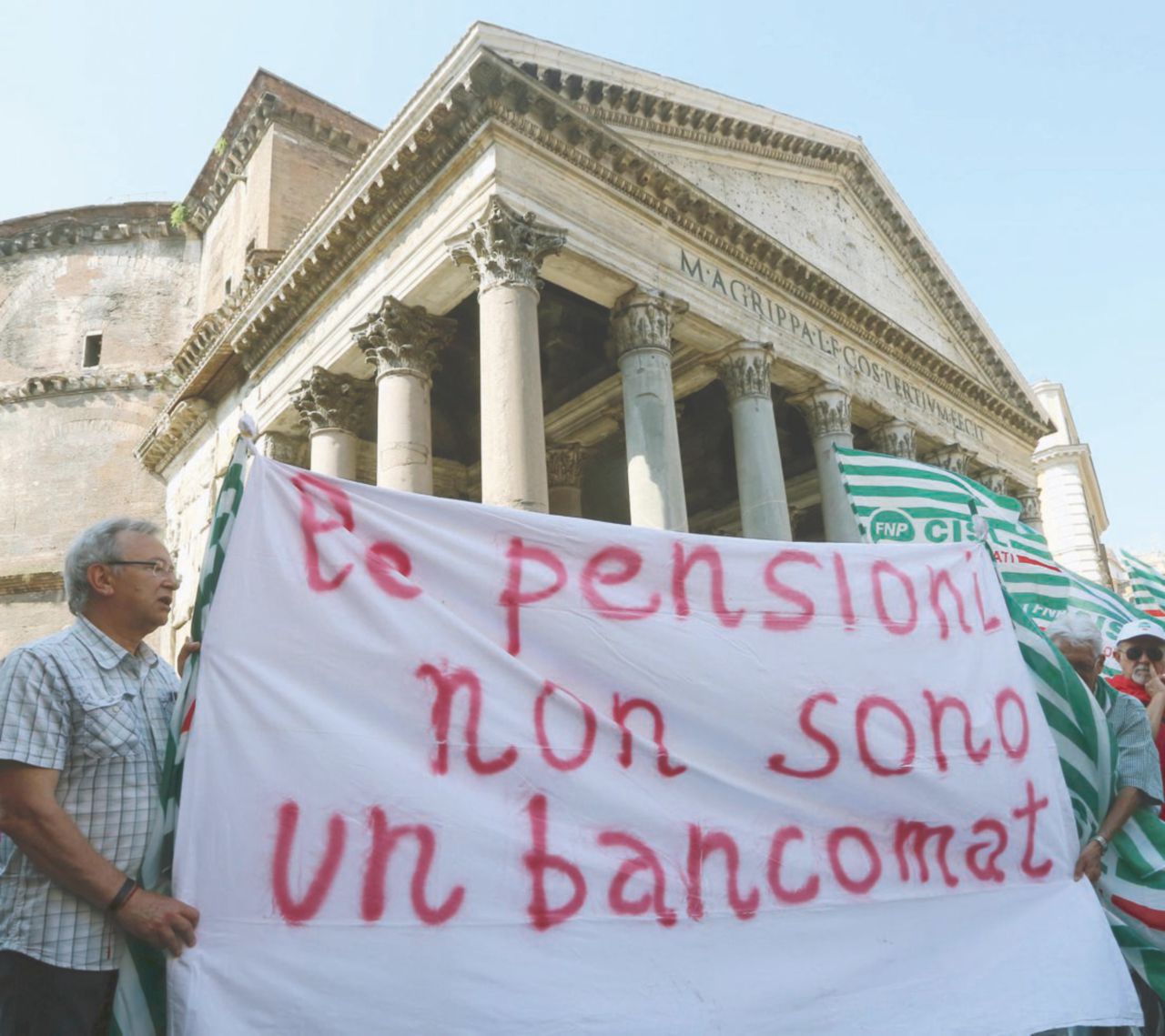 Copertina di Pensioni, le promesse del Pd per coprire il furto ai vecchi