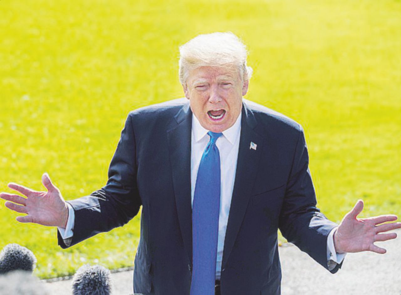 Copertina di La spia inglese che ora inguaia i democratici