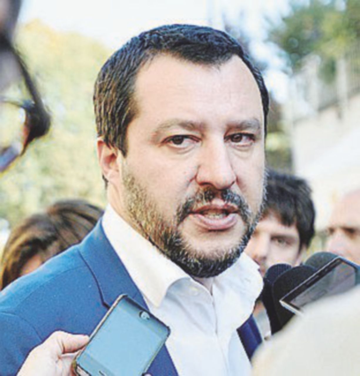 Copertina di Salvini sbianchetta il Nord dal nome. Domani lo aspettano in Sicilia