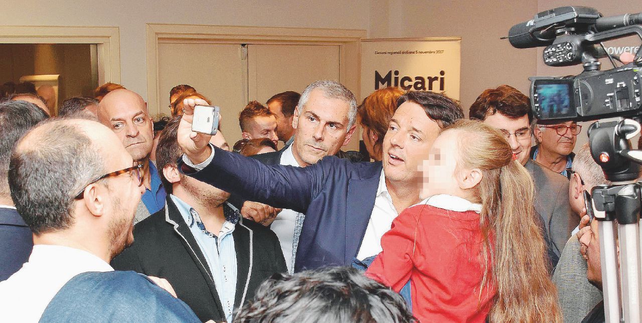 Renzi dà 6 (svogliati) minuti a Micari e poi scappa dall’isola
