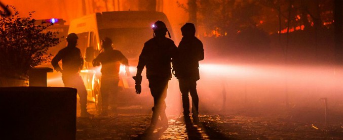 Copertina di Uragano Ophelia: 39 morti, tra loro anche un neonato. In Portogallo tre giorni di lutto nazionale