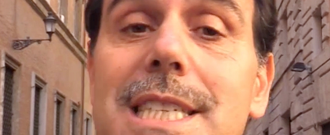 Copertina di “Rosatellum permette di scegliersi i propri rappresentanti”. Surreale botta e risposta tra il Fatto e il senatore renziano