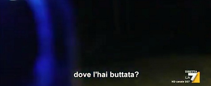 Copertina di Massa Carrara, le intercettazioni dei carabinieri di Aulla: pugni, calci e scosse elettriche contro un marocchino