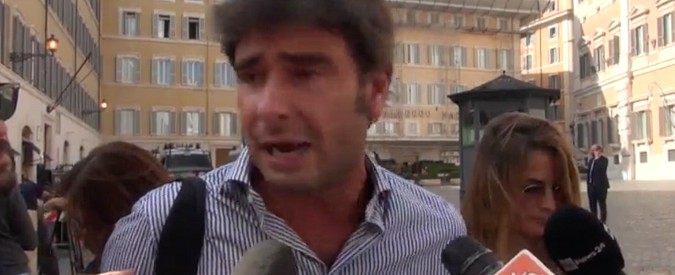 Copertina di Rosatellum, Di Battista: “Ennesima porcata del Pd. Questa è una legge contro il M5S”