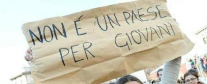 Neet, Italia ancora maglia nera d’Europa: un giovane su 4 non lavora e non studia