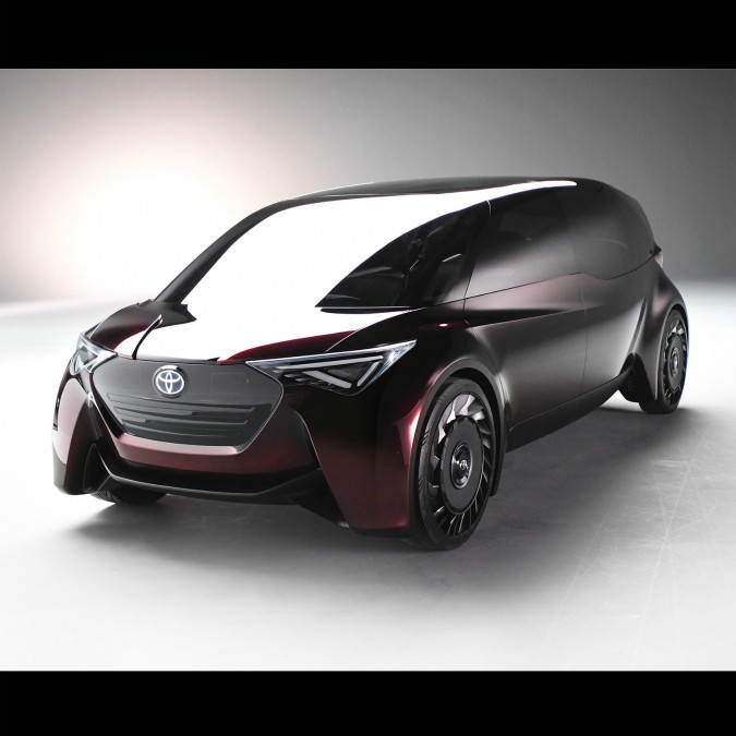 Copertina di Toyota Fine-Comfort Ride, a Tokyo il van ibrido a idrogeno da 1000 km con un pieno – FOTO