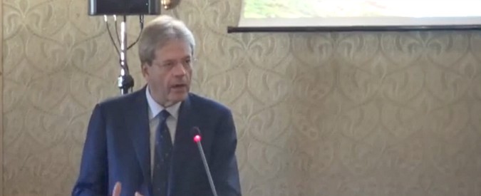 Copertina di Clima e migranti, Gentiloni: “Senza risposte i flussi aumenteranno. Premeremo su Usa per il rispetto degli accordi di Parigi”