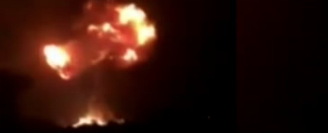 Copertina di Ghana, esplode una cisterna in una stazione di rifornimento di gas. Almeno quattro morti