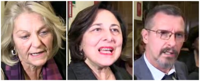 Copertina di Legge elettorale, M5S, Sinistra Italiana e Mdp abbandonano la commissione: “Solo una farsa”