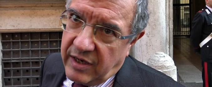 Copertina di Bankitalia, Mucchetti (Pd): “Mozione anti-Visco? Mossa scriteriata, senza senso. Tentativo maldestro di incidere sulla nomina”