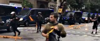 Copertina di Referendum Catalogna, polizia spara proiettili di gomma sulla folla che protesta