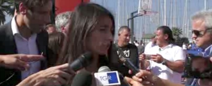 Copertina di Tavolo su Roma, Raggi: “Ultimatum di Calenda? Le polemiche non interessano a nessuno. Oggi lo incontro”