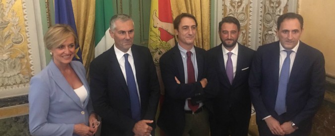 Elezioni Sicilia, commissione Antimafia: “Impresentabili? Tempi stretti. I nomi dopo il voto”. Sondaggi: Musumeci primo
