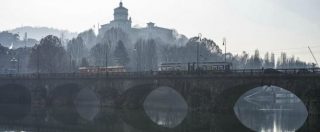 Smog, il Comune di Torino: “Non aprite porte e finestre, non fate sport”. A Lodi e Cremona 9 giorni di sforamento Pm10