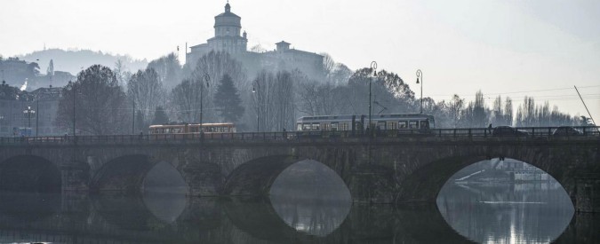 Smog, il comune di torino: non aprite porte e finestre, non fate ... Porte e finestre torino