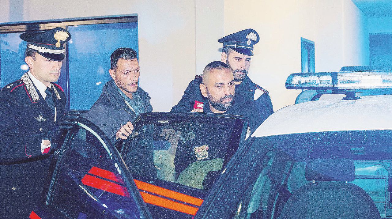 Copertina di Ostia, Spada arrestato: per strada insulti a carabinieri e cronisti