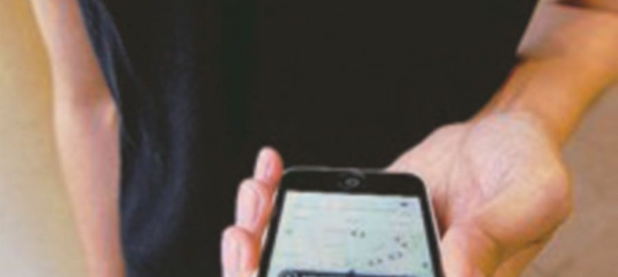 Uber, il tribunale del lavoro: “I driver sono dei dipendenti” Uber, il tribunale del lavoro: “I driver sono dei dipendenti”