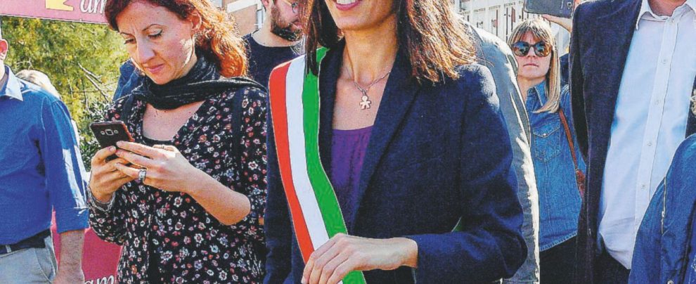 Prima cittadina - La sindaca di Roma, Virginia Raggi (Movimento cinque stelle) - LaPresse Bersani, Anpi e Si su Ostia: “Ok alla marcia della Raggi”