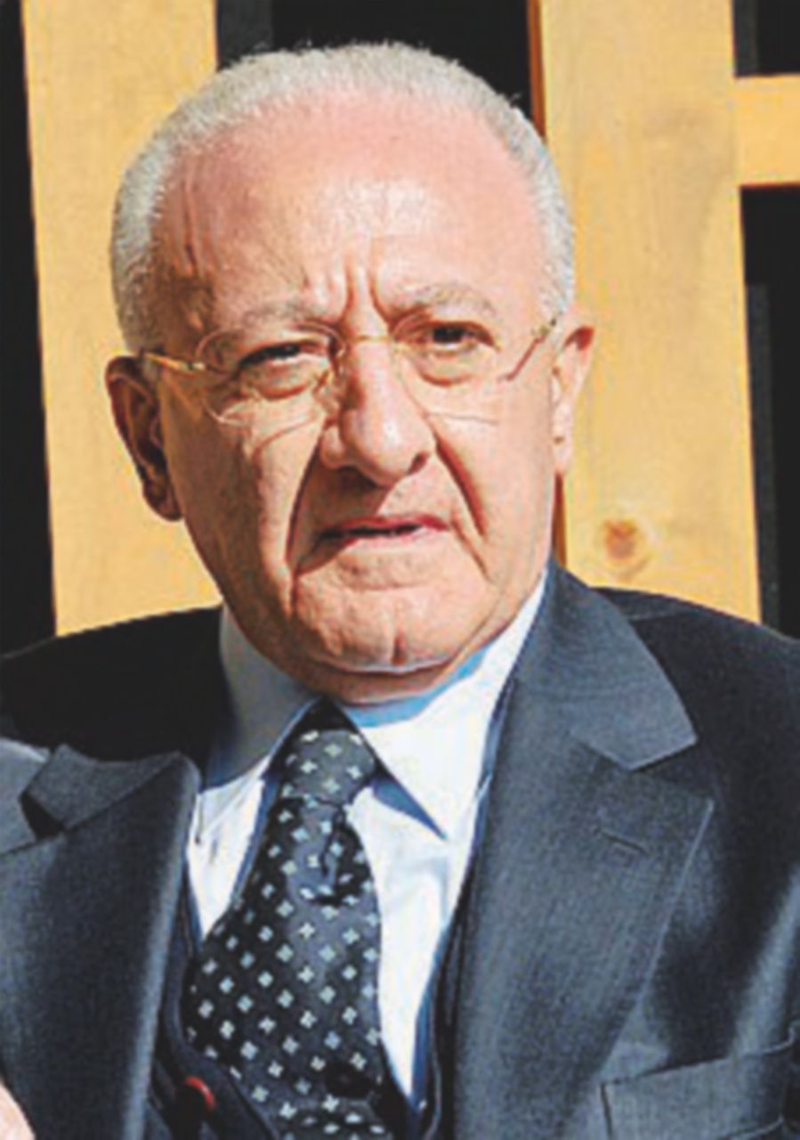 Napoli, il candidato di De Luca: “Renzi rinvii il congresso”