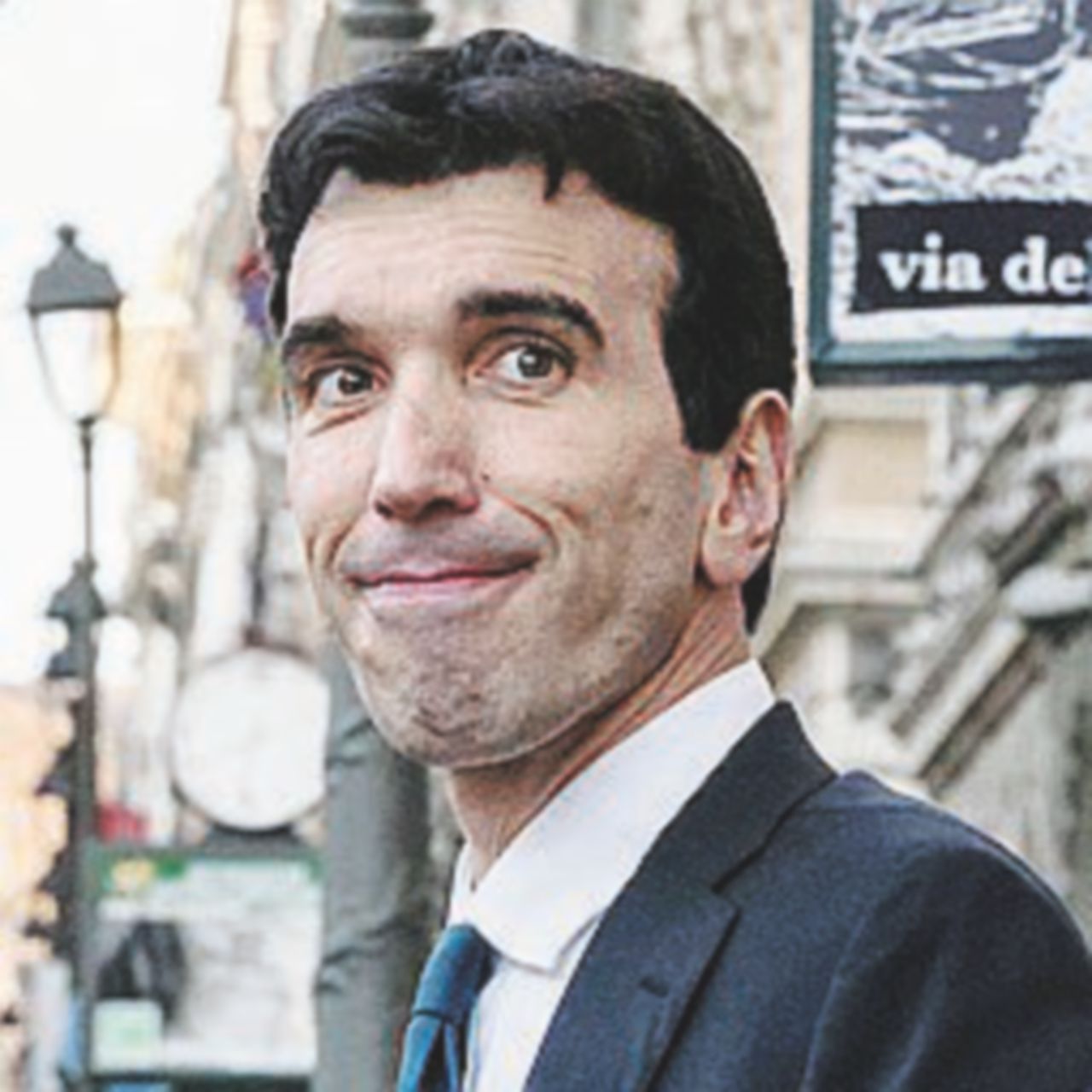 Voto no, anzi sì A Napoli va in scena il Pd  in salsa catalana