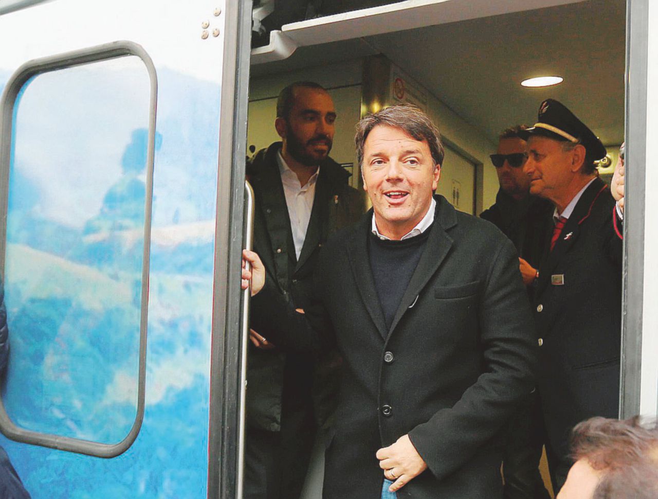 Il Pd si piega ancora a Renzi e alle sue “pagine bianche”