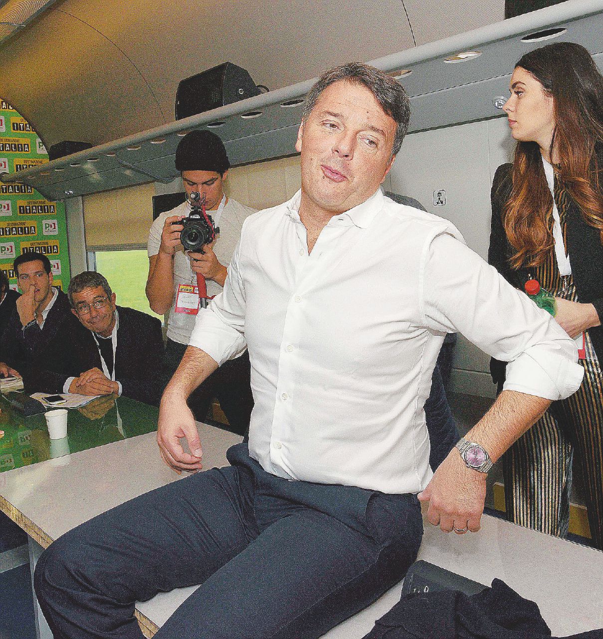 La dura vita del “pontiere”: a Fassino solo porte in faccia