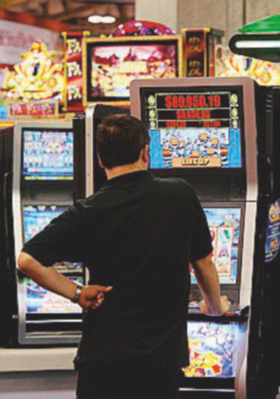 Poker, roulette e slot: arresti e sequestri per 8,5 milioni di euro