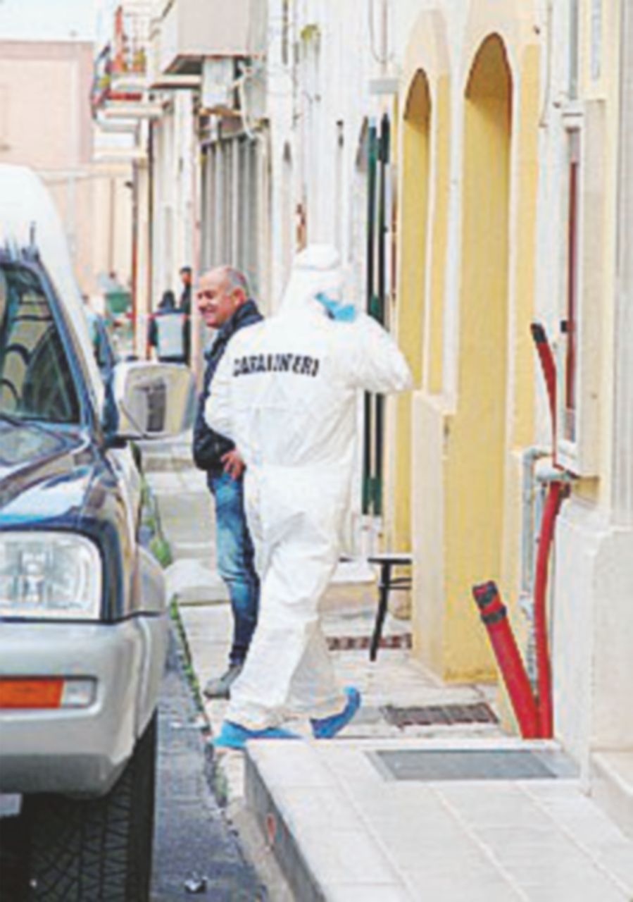 Appuntato uccide sorella, cognato e padre. Poi si spara