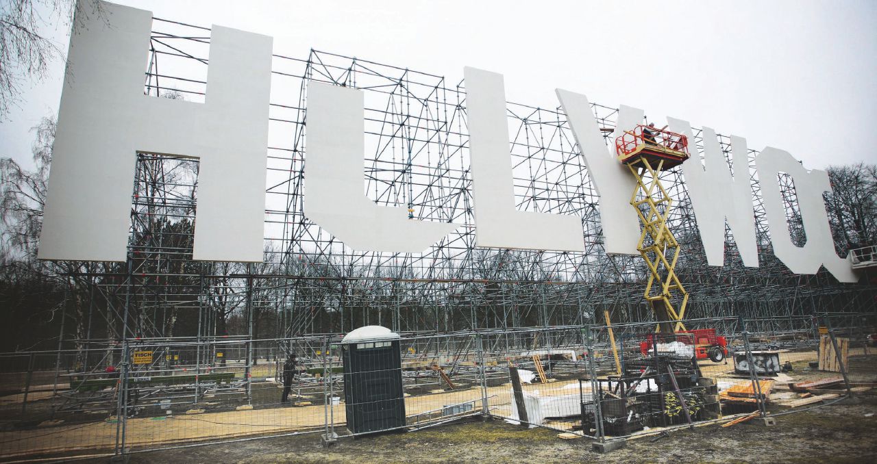 Da Affleck a Weinstein: tutto il mondo è molestia