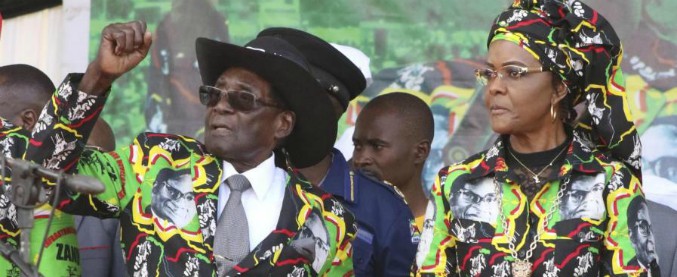 Zimbabwe: chi è Robert Mugabe, da 37 anni al potere. Il ritratto: da eroe a padre-padrone