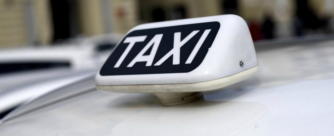 Sciopero taxi del 21 novembre: stop al servizio dalle 8 alle 22. Protesta a Roma