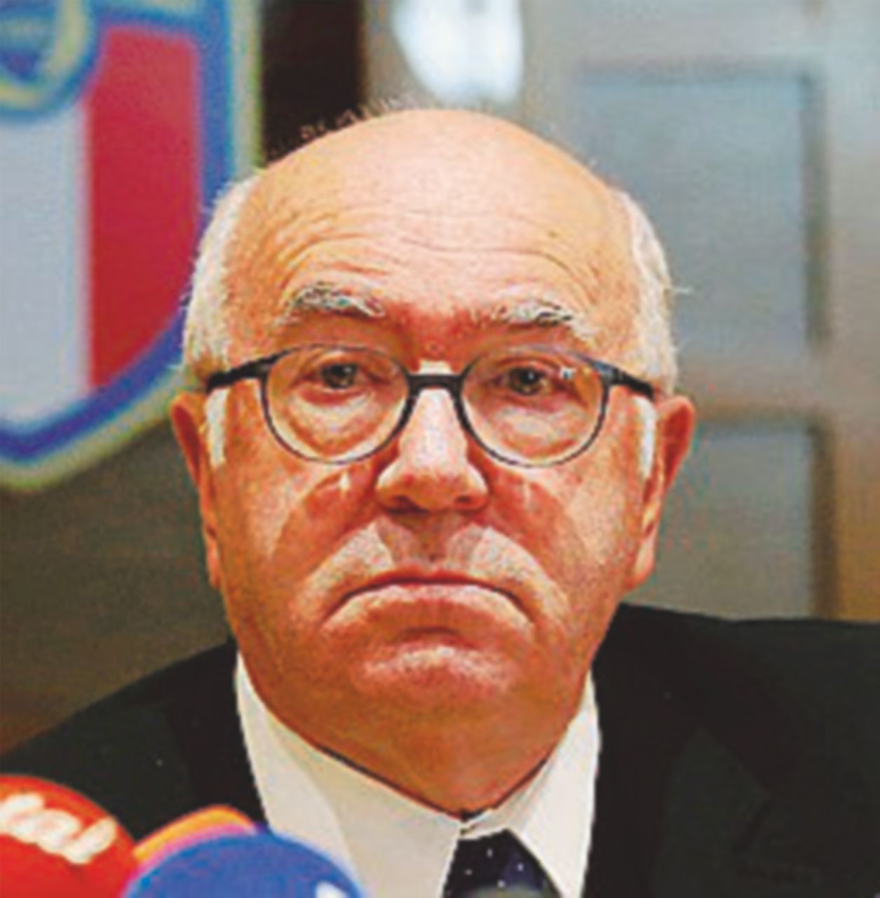 Copertina di Tavecchio, un addio lisergico: “chapeau”