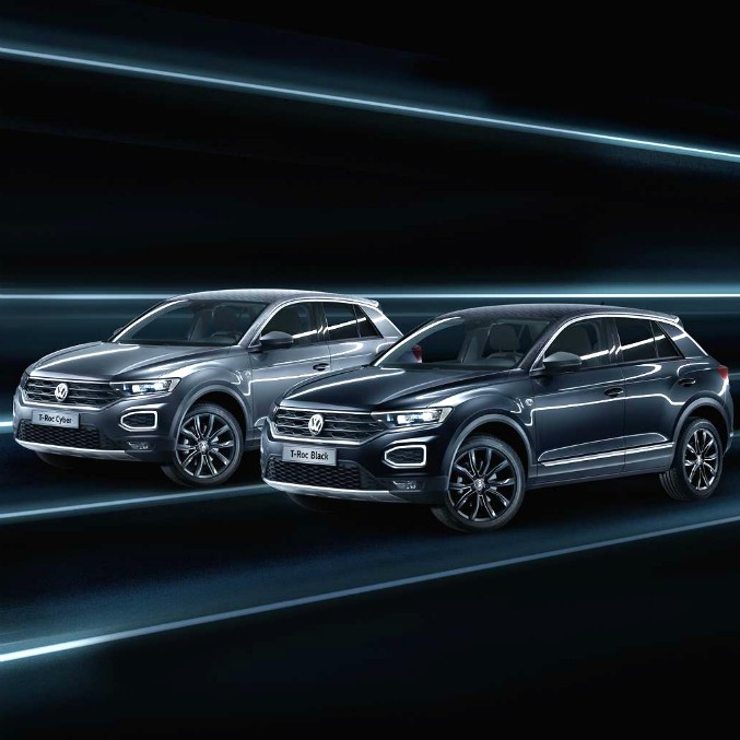 Copertina di Volkswagen T-Roc Black e Cyber, Lapo Elkann colpisce ancora – FOTO